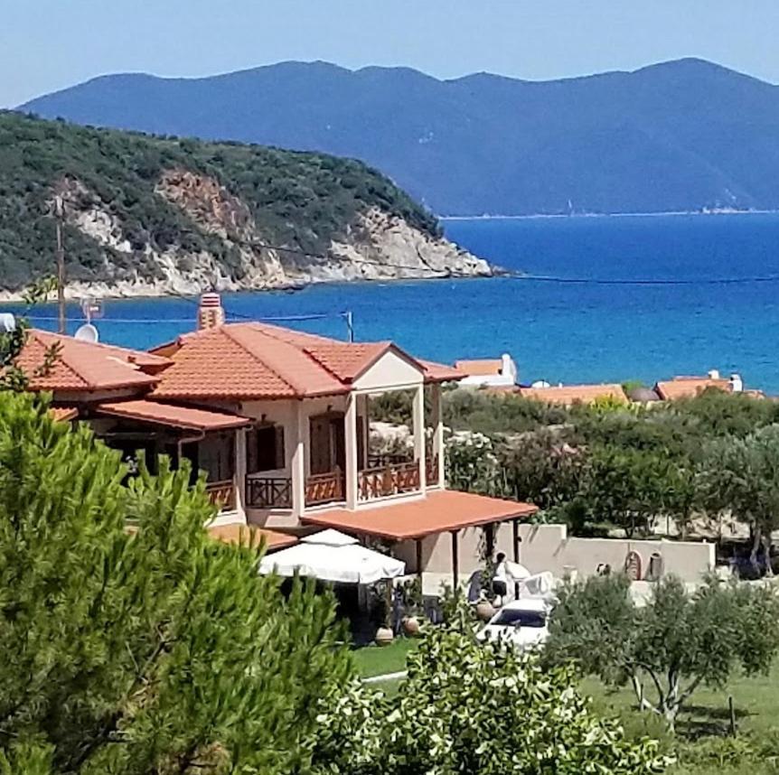 Villa Calypso Ierissós Esterno foto