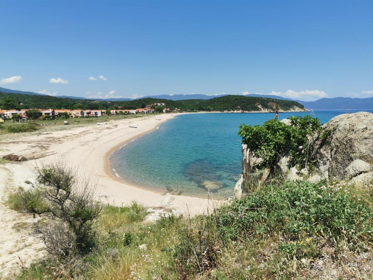 Villa Calypso Ierissós Esterno foto